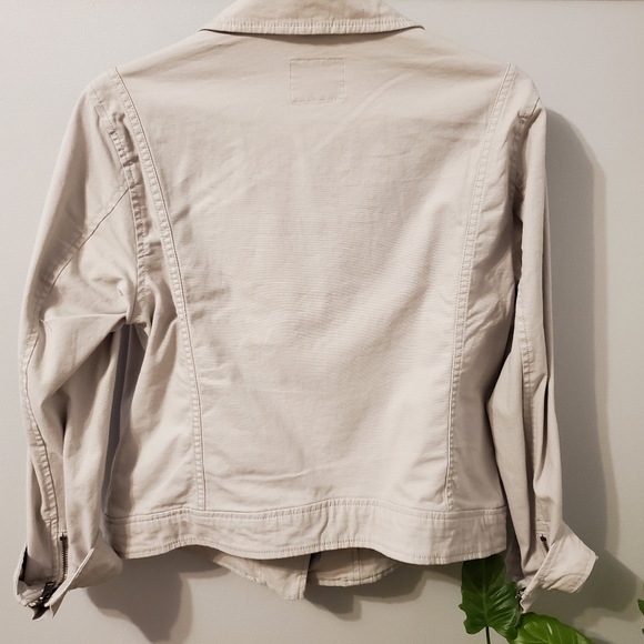 Ladies Old Navy Jacket - Picture 3 of 5
